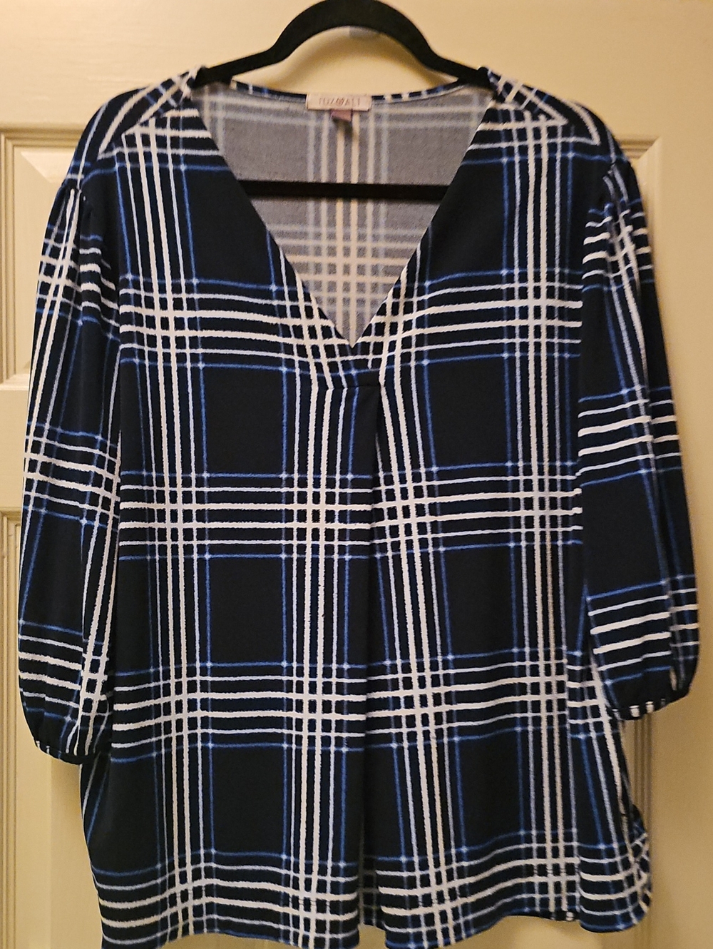 Roz & Ali Navy Blue Plaid V-Neck Tunic